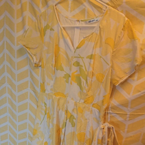 eShakti pale yellow floral piped dress - Picture 5 of 8